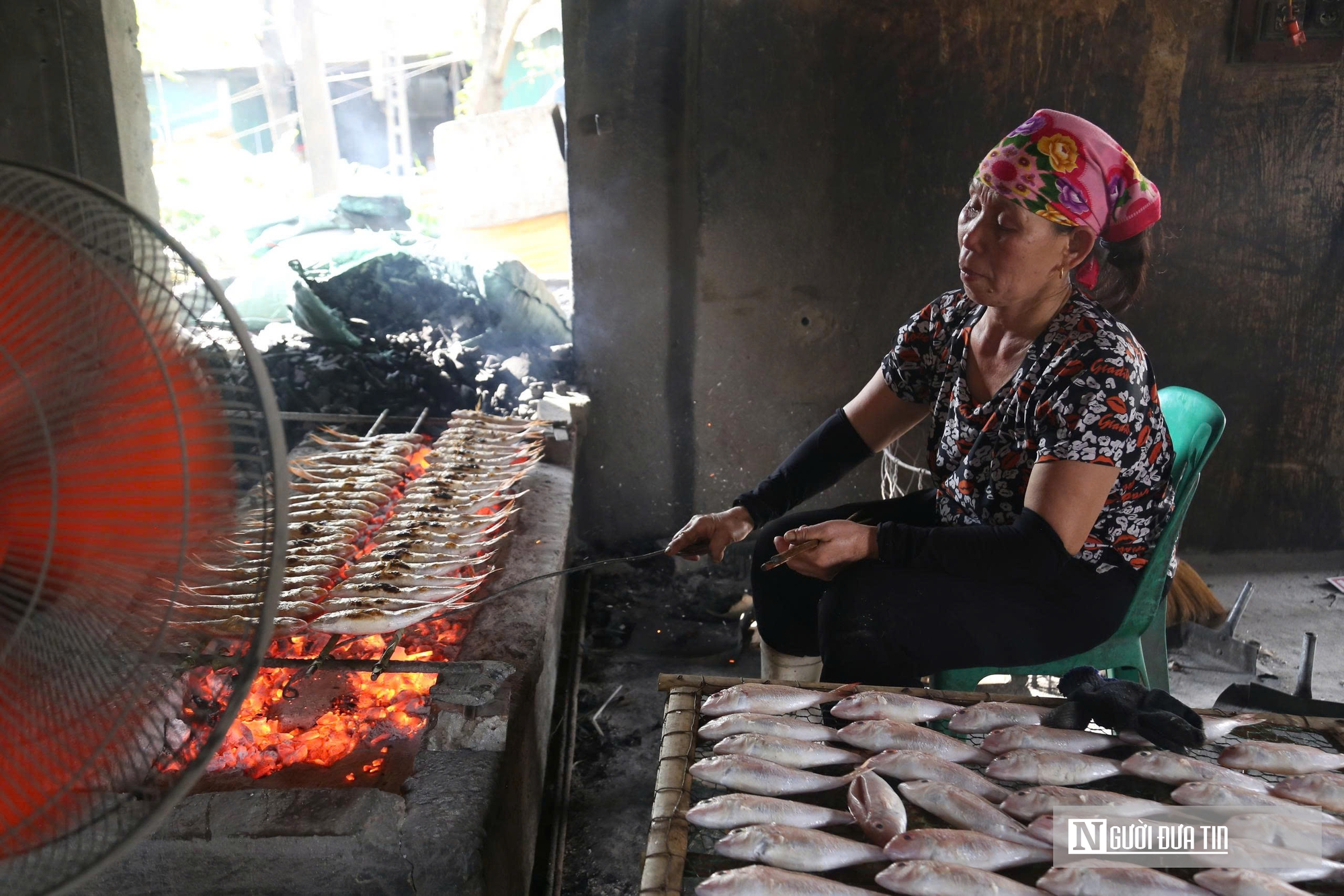 L&agrave;ng nướng c&aacute; nơi cửa biển tất bật ng&agrave;y cận Tết- Ảnh 15.