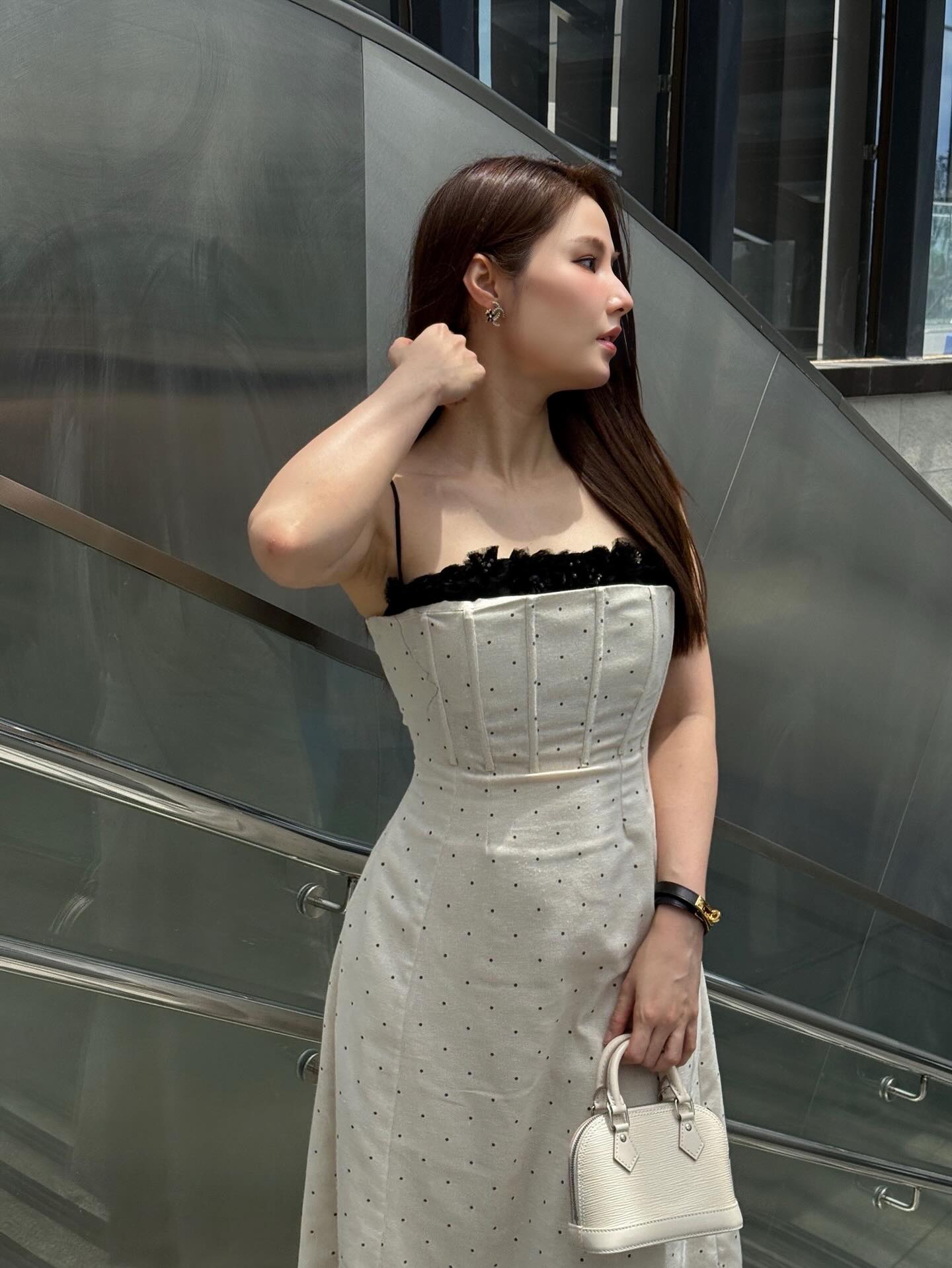 Nữ diễn viên tuổi Ngọ khoe vóc dáng của "gái 1 con" - Ảnh 12.