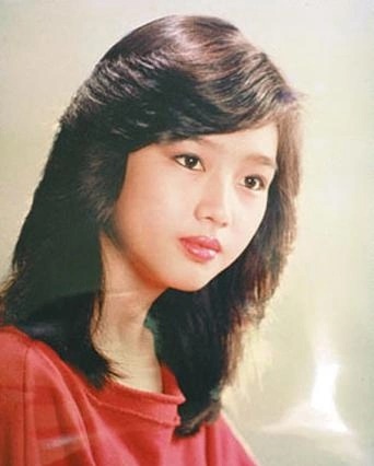 Hẹn hò cùng nam thần showbiz, tiểu thư tập đoàn lớn từng phải "khốn khổ" chui gầm ô tô - Ảnh 5.