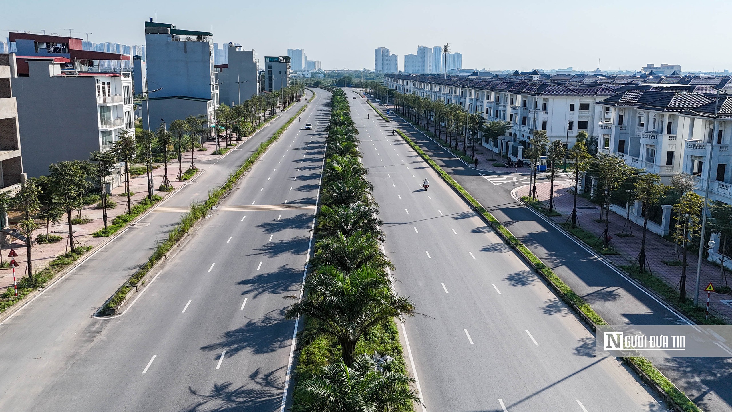 Hà Nội: Loạt biệt thự triệu đô bị bỏ hoang ở phía Tây Thủ đô - Ảnh 6.