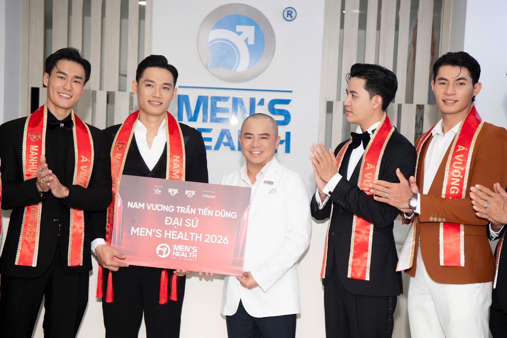 Nam vương Trần Tiến Dũng là Đại sứ Men’s Health 2026 - Ảnh 3.