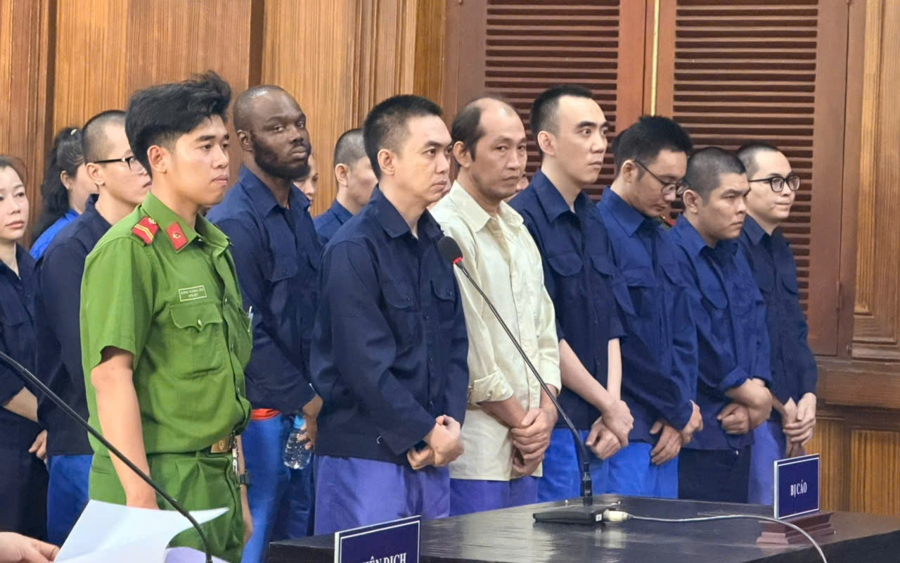 Chị em, vợ chồng tham gia rửa tiền, vận chuyển tr&aacute;i ph&eacute;p số tiền cực lớn xuy&ecirc;n quốc gia - Ảnh 2.