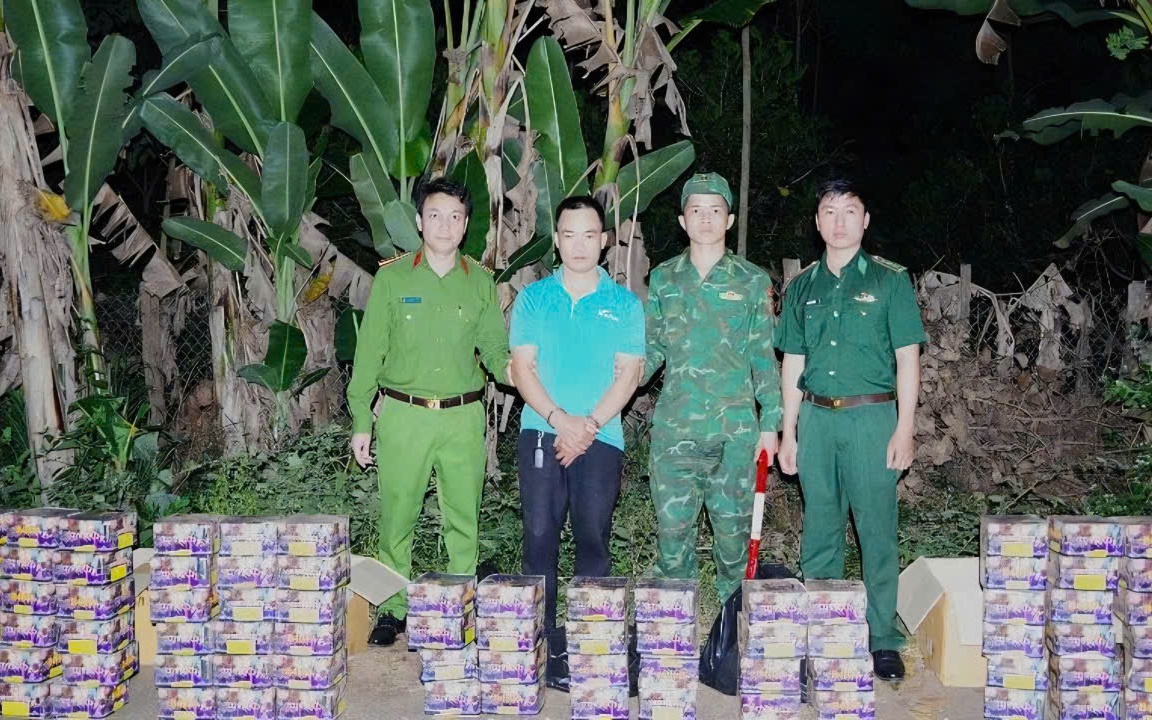 Ph&aacute;o tự chế: "Tử thần" gọi t&ecirc;n sau tiếng nổ chỉ để "vui tai" - Ảnh 2.