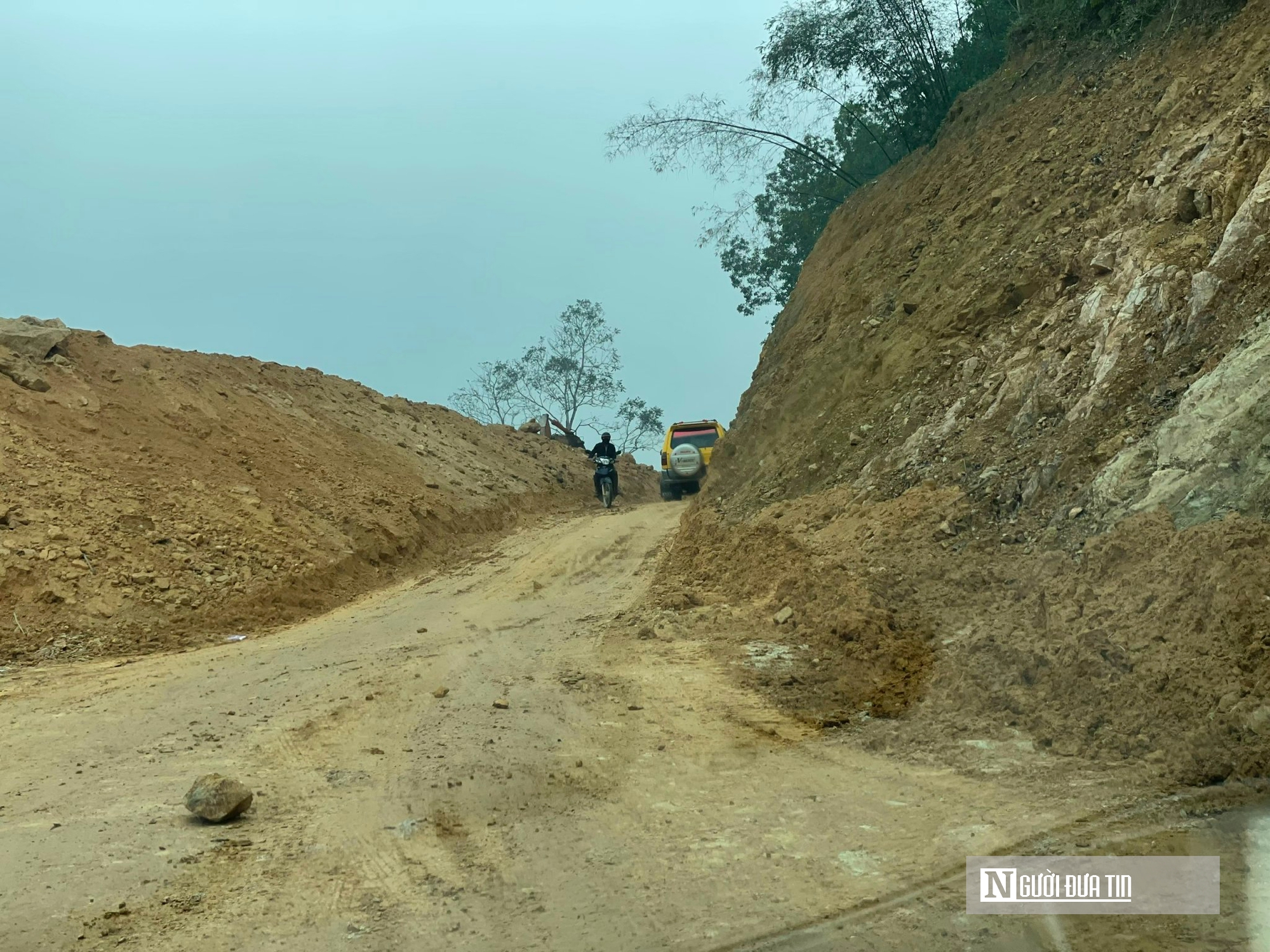 Thi c&ocirc;ng cầu Cửa Dụ: An to&agrave;n giao th&ocirc;ng kh&ocirc;ng thể "chờ" theo tiến độ- Ảnh 2.