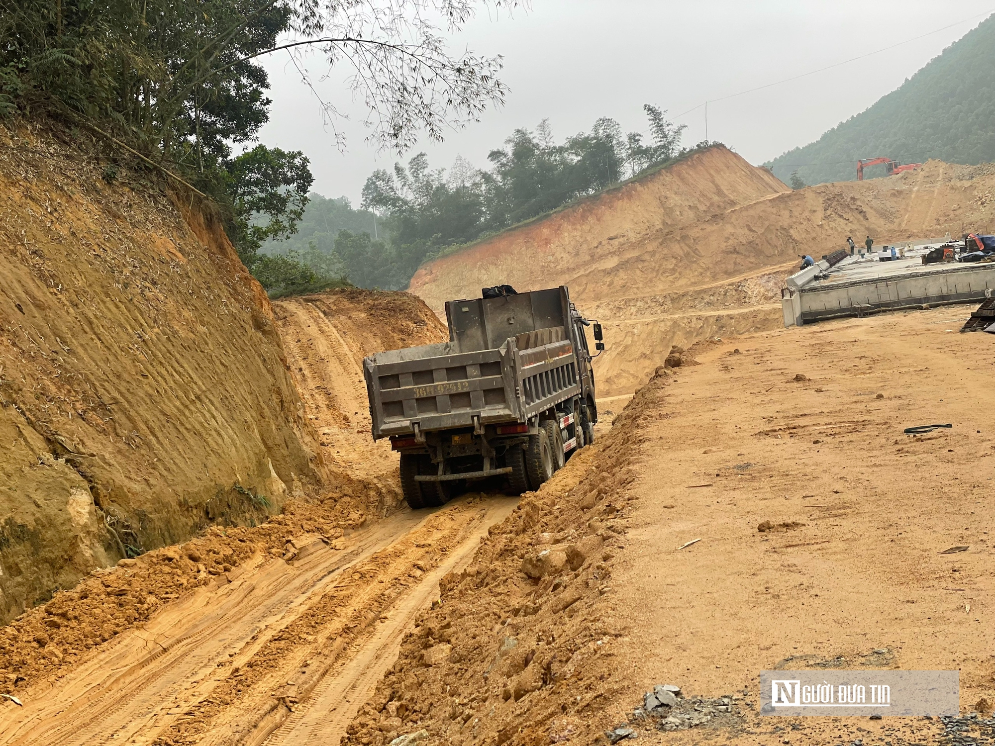 Thi c&ocirc;ng cầu Cửa Dụ: An to&agrave;n giao th&ocirc;ng kh&ocirc;ng thể "chờ" theo tiến độ- Ảnh 3.