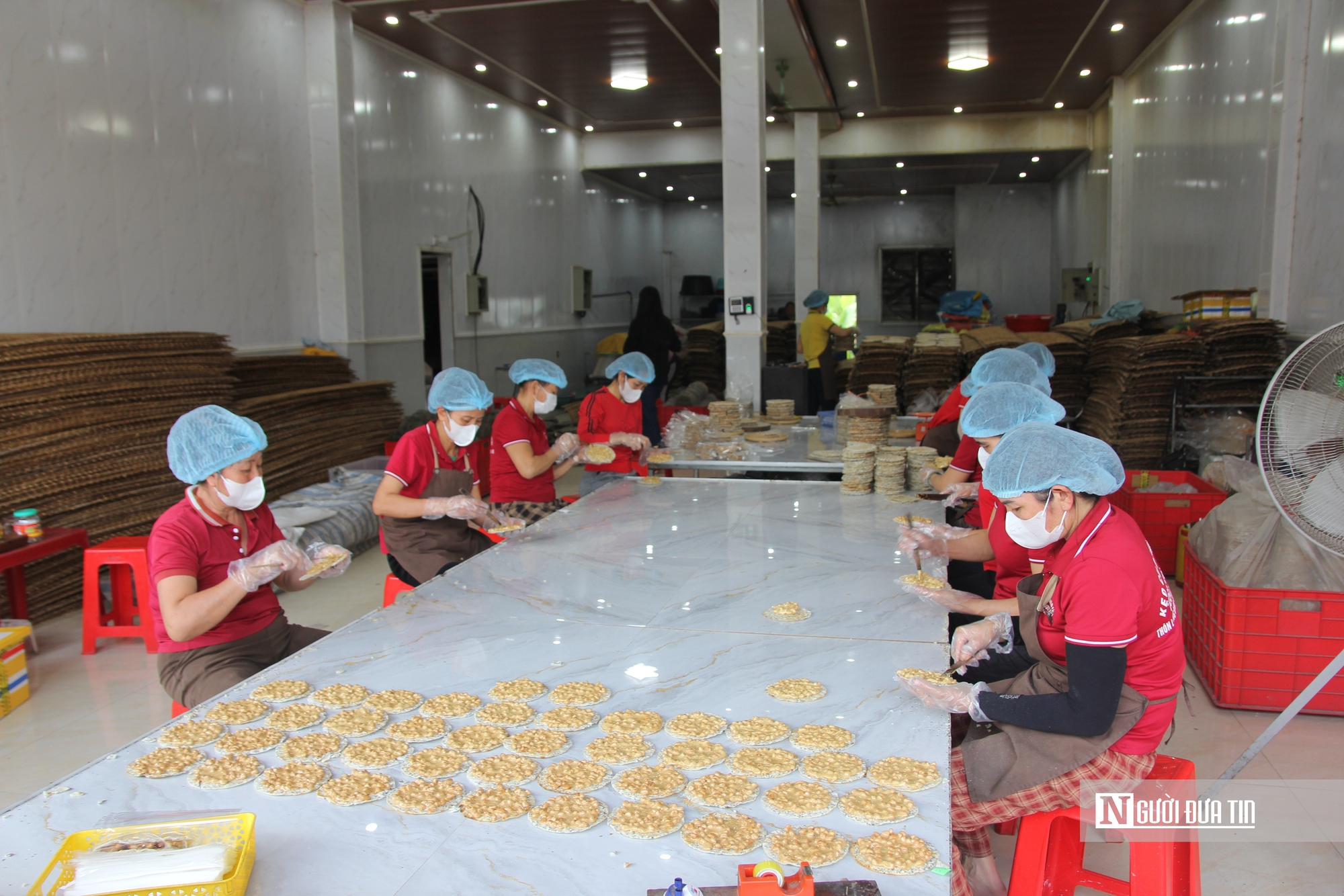 Cu đơ Hà Tĩnh “cháy hàng”, tiêu thụ mạnh trước Tết Nguyên đán - Ảnh 1.