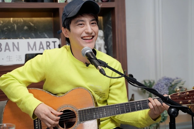 Nam ca sĩ 9X điển trai vừa bị bắt l&agrave; ai?- Ảnh 1.