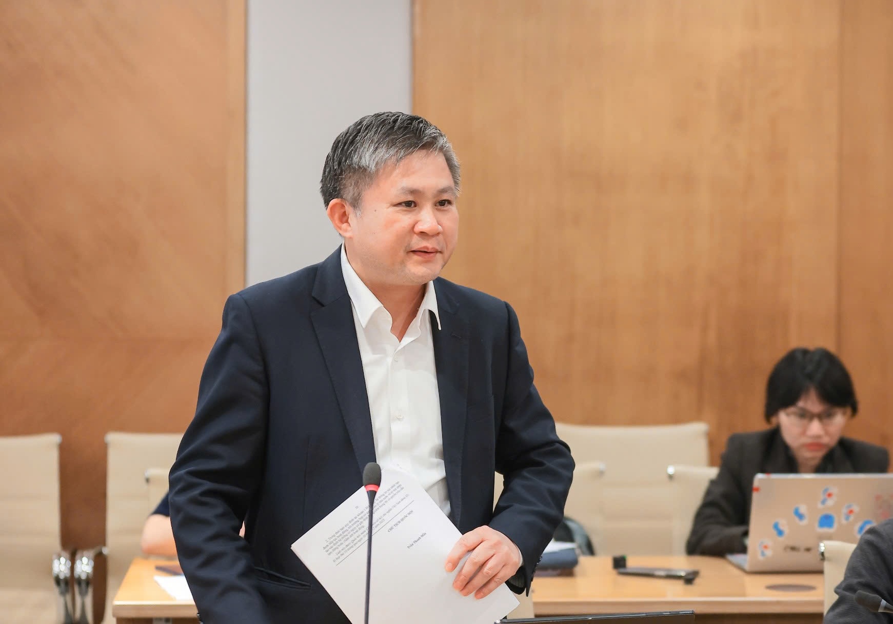 Nghiêm cấm sử dụng AI để khai thác điểm yếu của trẻ em, người cao tuổi - Ảnh 1.