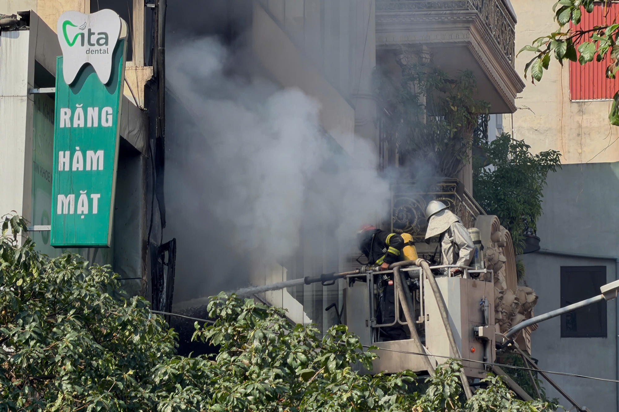 H&agrave; Nội: ch&aacute;y nh&agrave; 7 tầng tại H&agrave; Đ&ocirc;ng khiến 2 người tử vong- Ảnh 5.