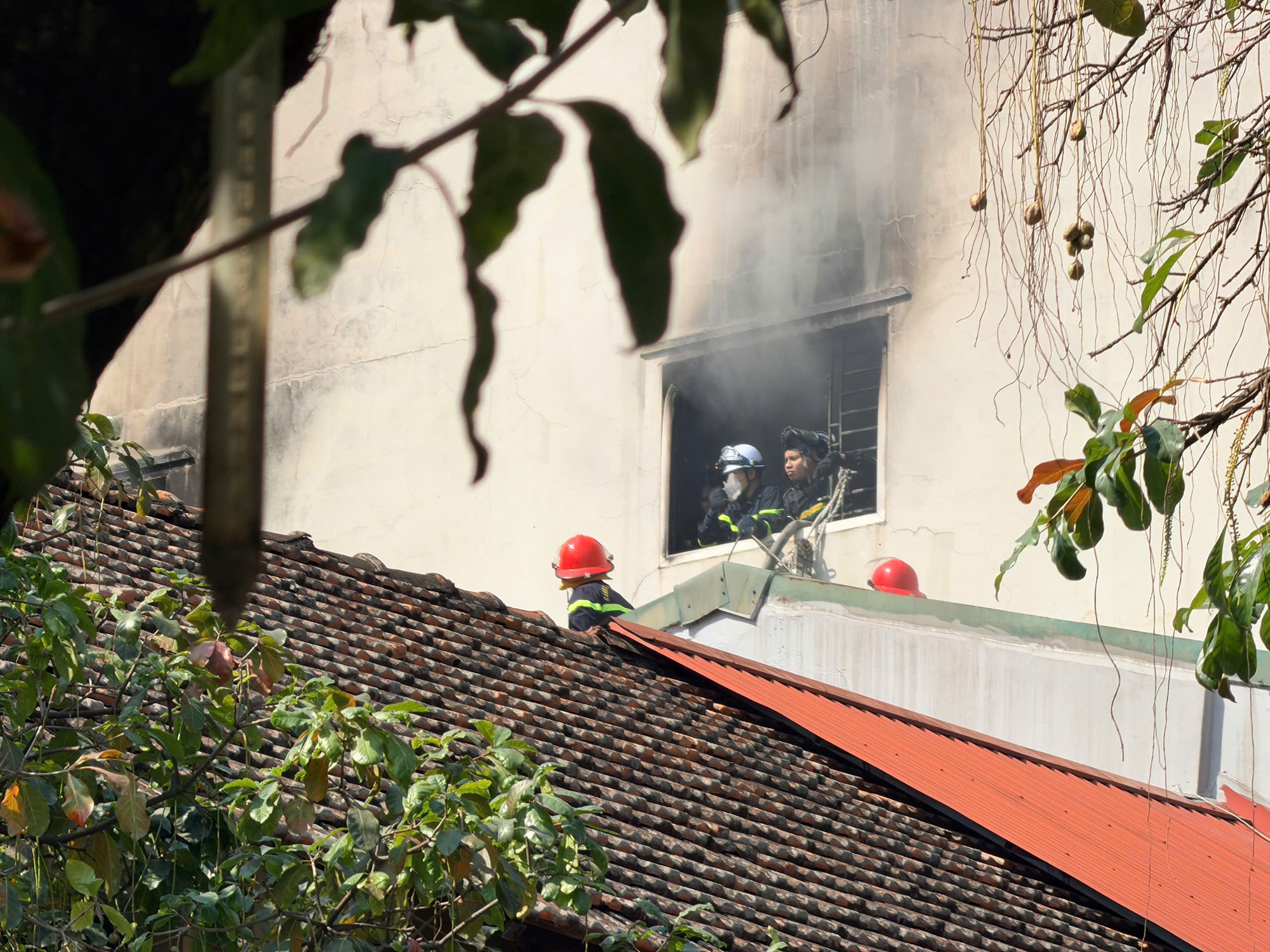 H&agrave; Nội: ch&aacute;y nh&agrave; 7 tầng tại H&agrave; Đ&ocirc;ng khiến 2 người tử vong- Ảnh 6.