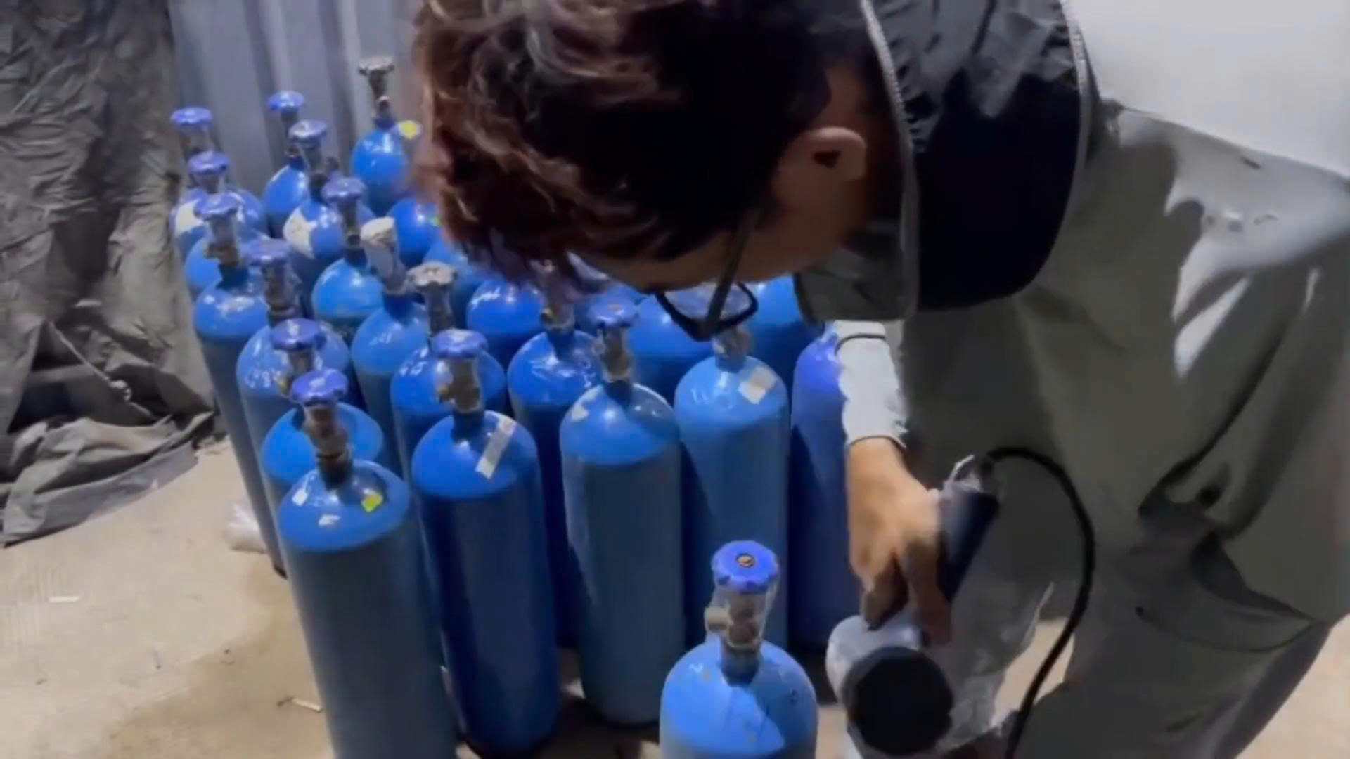 Triệt phá đường dây khí cười “khủng” ở Tp.HCM, thu lợi bất chính gần 106 tỷ đồng- Ảnh 2.