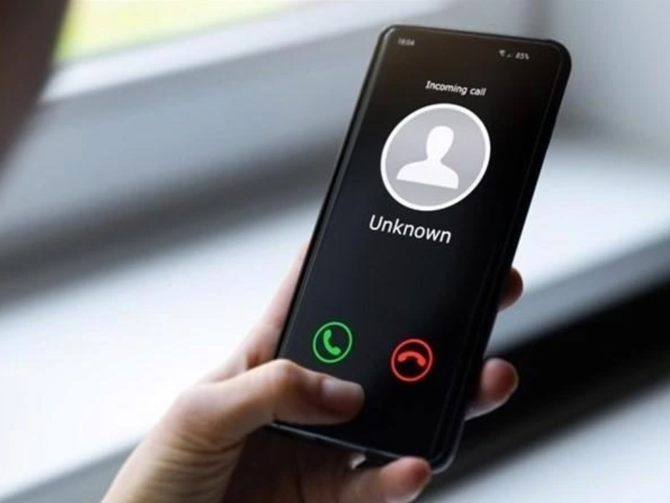 Công an cảnh báo người dân không bấm link, cài app lạ kẻo "sập bẫy" lừa - Ảnh 2.