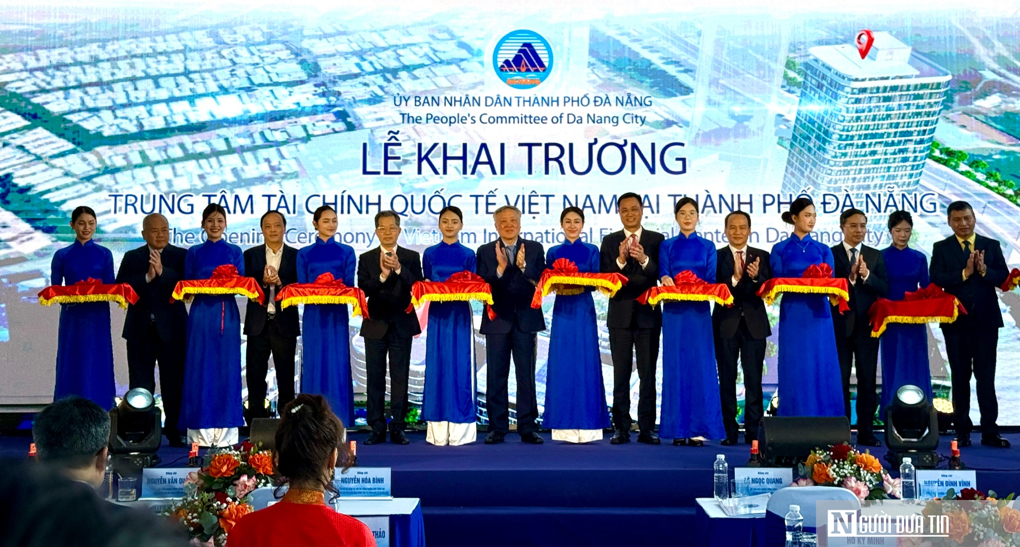 Phó Thủ tướng Nguyễn Hòa Bình: Trung tâm tài chính quốc tế là quyết sách chiến lược của Việt Nam- Ảnh 3. Phó Thủ tướng Nguyễn Hòa Bình: Trung tâm tài chính quốc tế là quyết sách chiến lược của Việt Nam- Ảnh 3.