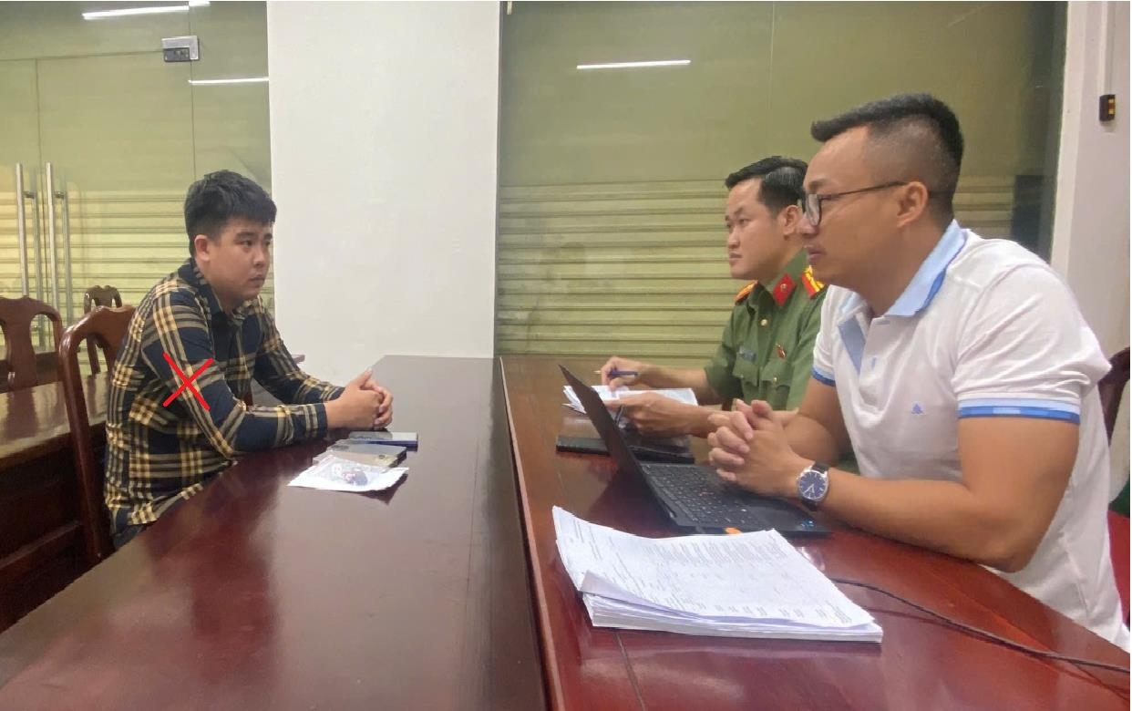 Bắt đối tượng rao bán hàng hóa không có thật rồi chiếm đoạt hơn 1,3 tỷ đồng- Ảnh 1.