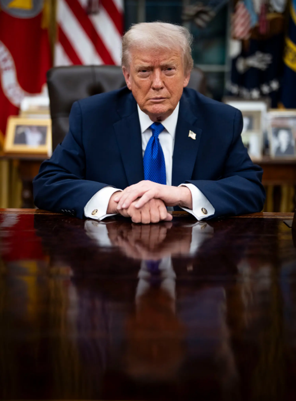 Ông Trump nói về vai trò của Mỹ tại Venezuela, sự lựa chọn giữa Greeland và NATO - Ảnh 1.