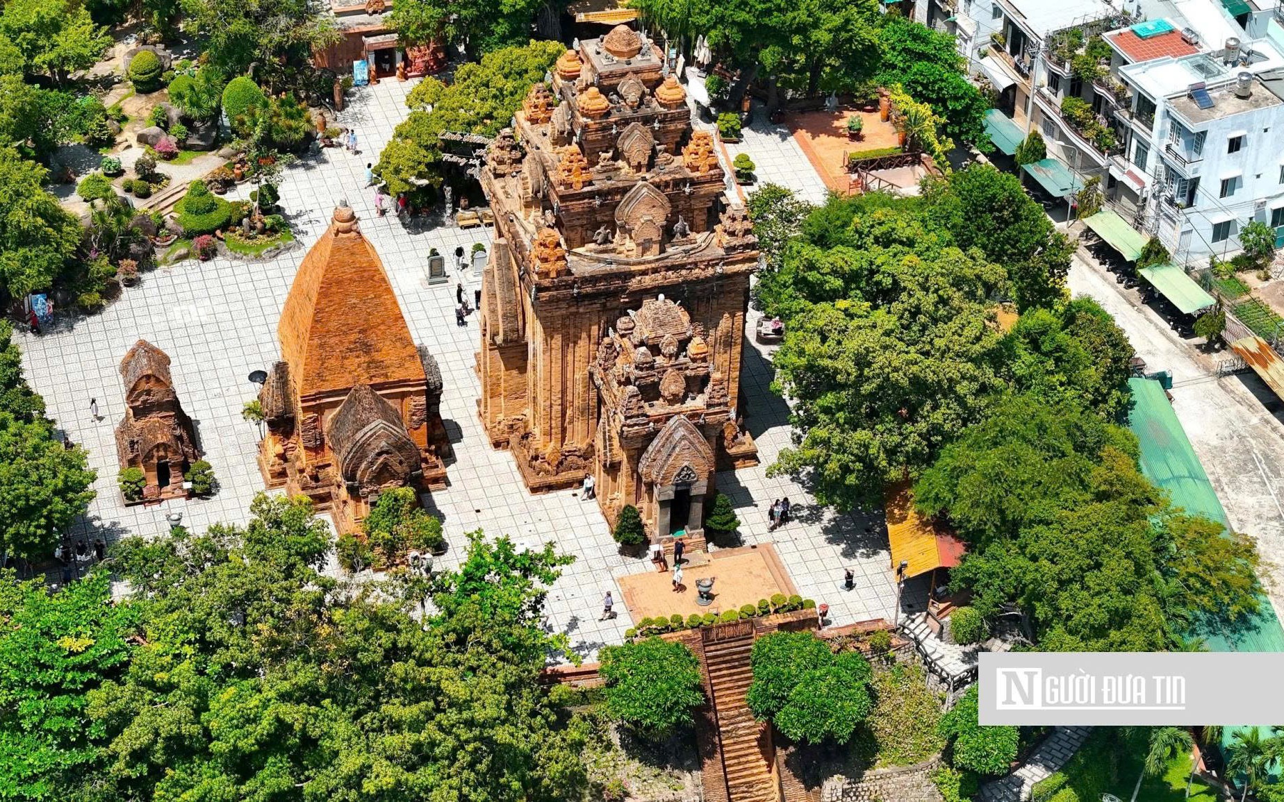 Chiêm ngưỡng bảo tháp ở Khánh Hòa được gắn hàng triệu vỏ ốc- Ảnh 12.