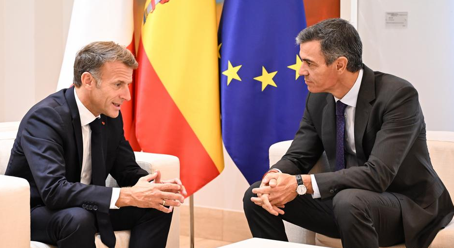 Ông Macron hoan nghênh ý tưởng Anh có thể tái gia nhập EU - Ảnh 1.