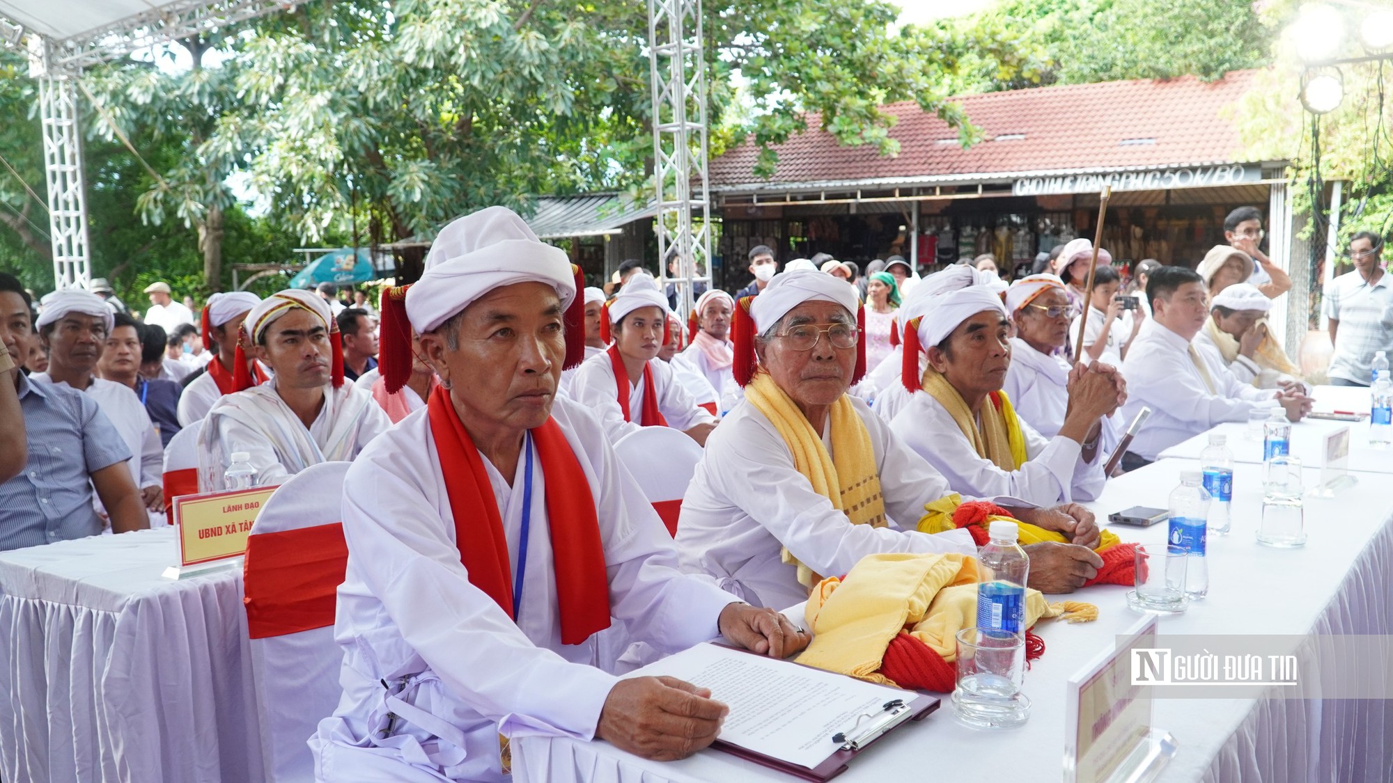 Ngắm sắc màu văn hóa Chăm rực rỡ tại tháp Pô Sah Inư ở Lâm Đồng- Ảnh 9.