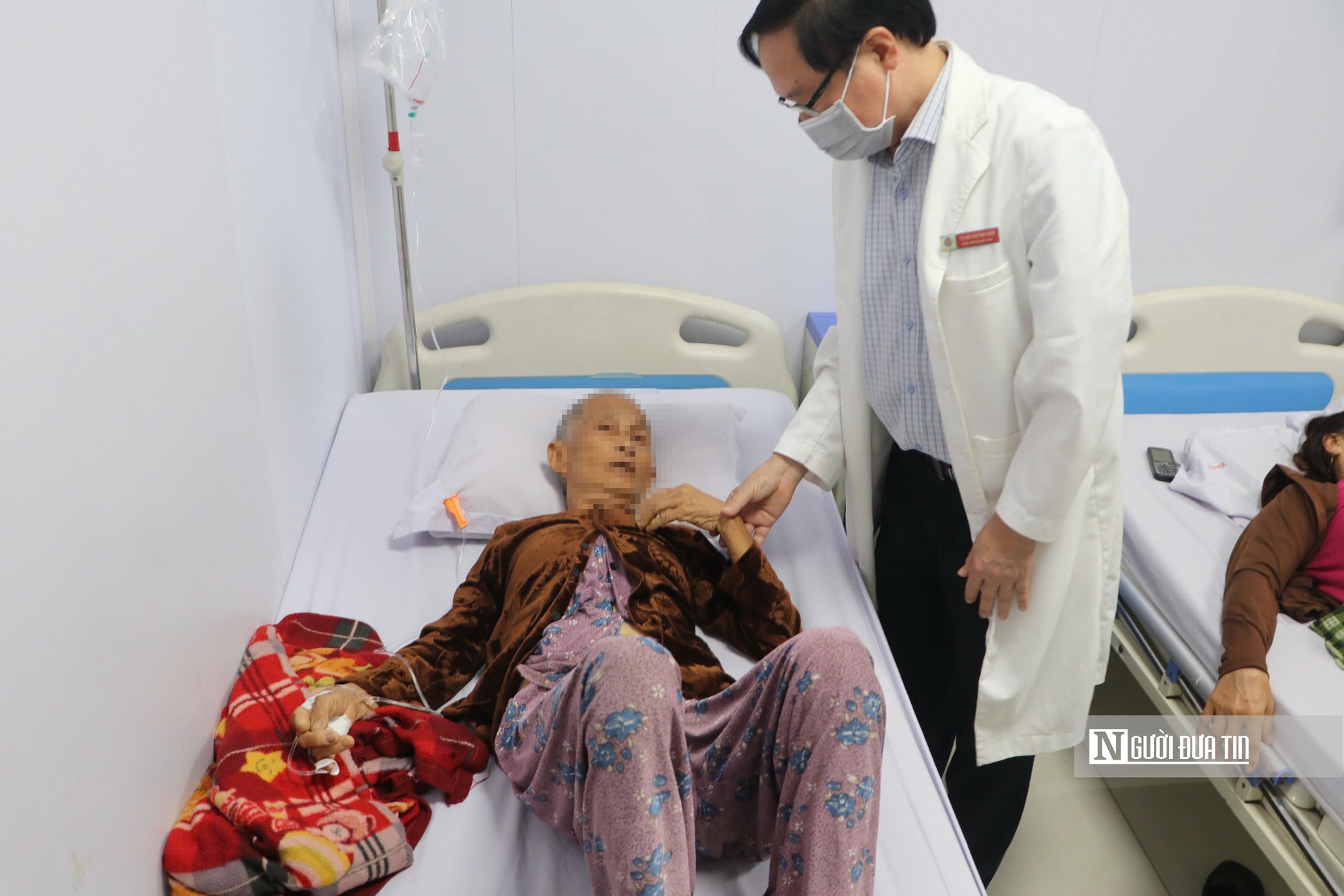 Đề nghị tạm ngừng cơ sở bánh mì liên quan loạt ca nghi ngộ độc ở Quảng Ngãi- Ảnh 3.