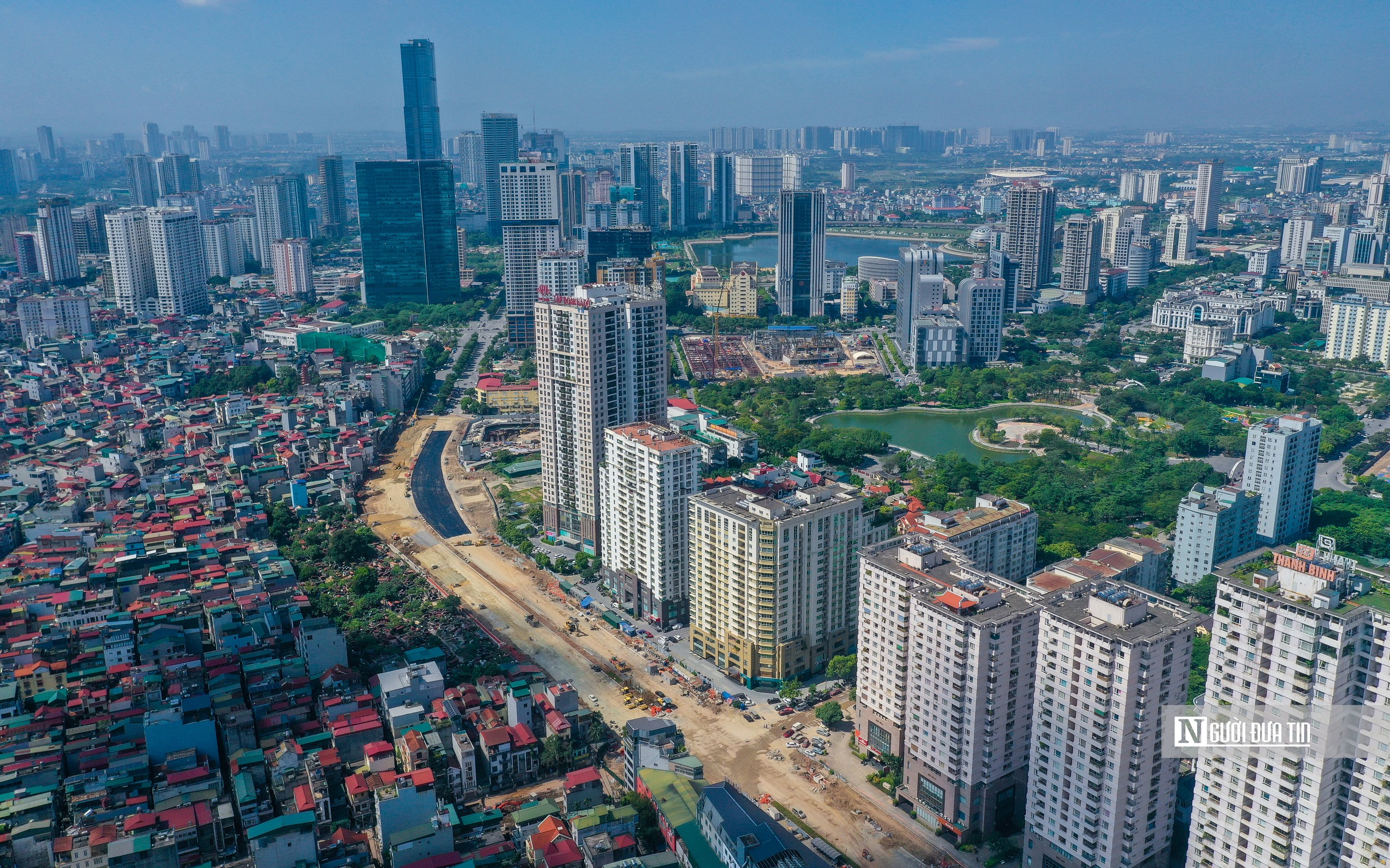 Tổng B&iacute; thư, Chủ tịch nước T&ocirc; L&acirc;m kiểm tra một số c&ocirc;ng tr&igrave;nh trọng điểm tại H&agrave; Nội - Ảnh 9.