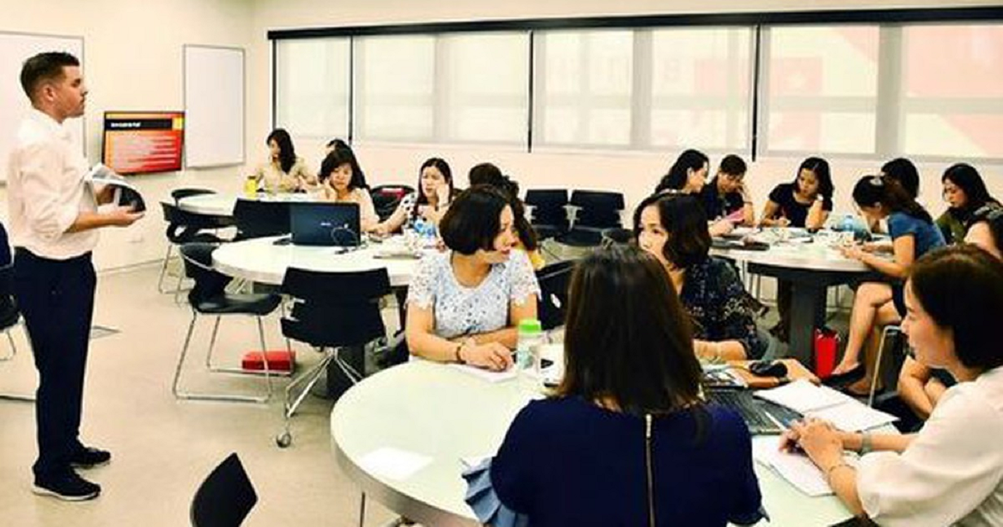 Bỏ đề xuất giảng viên đi học nước ngoài được hưởng nguyên lương- Ảnh 1.