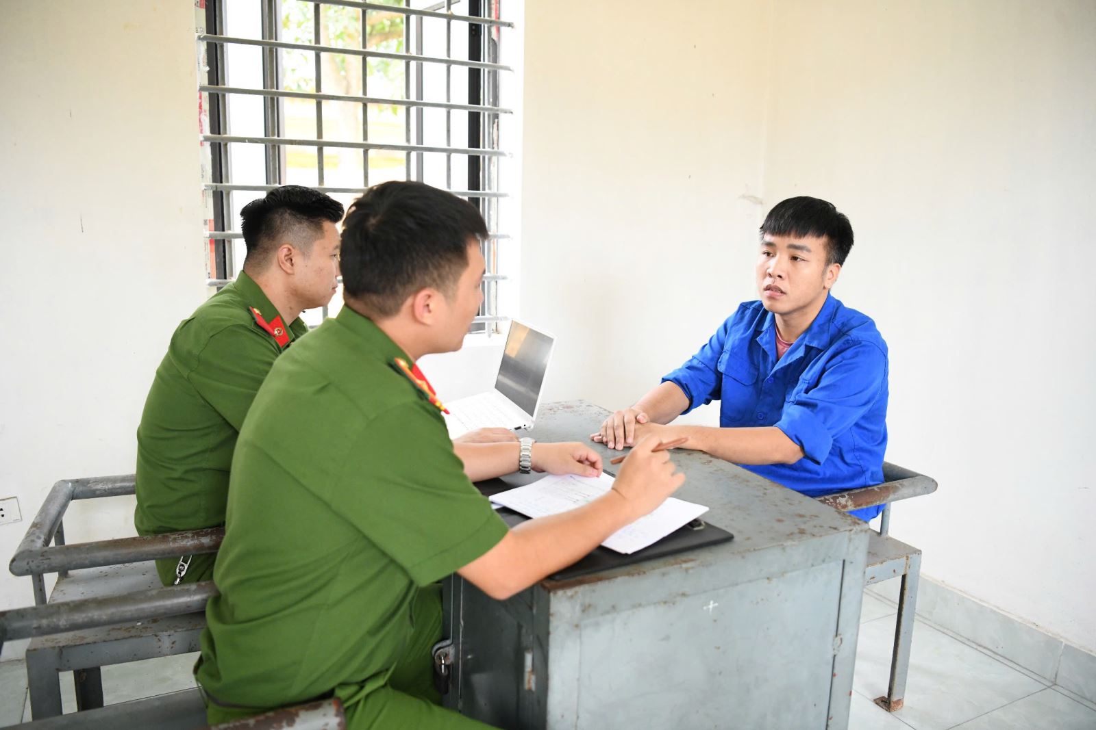 Lật tẩy đường dây rửa tiền hàng nghìn tỷ đồng với thủ đoạn đặc biệt tinh vi - Ảnh 1.