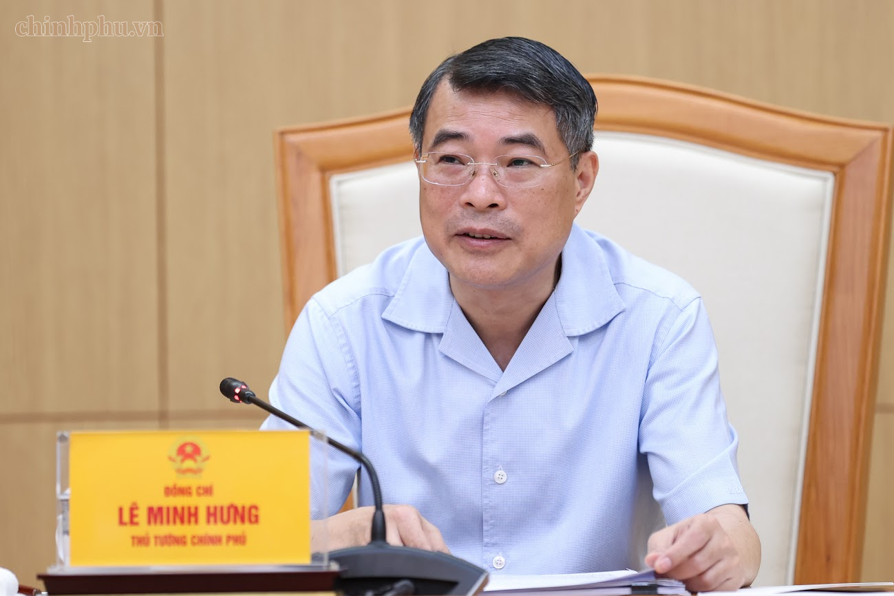 Thủ tướng yêu cầu rà soát từng dự án điện, bảo đảm nguồn lực cho các mục tiêu phát triển - Ảnh 1.