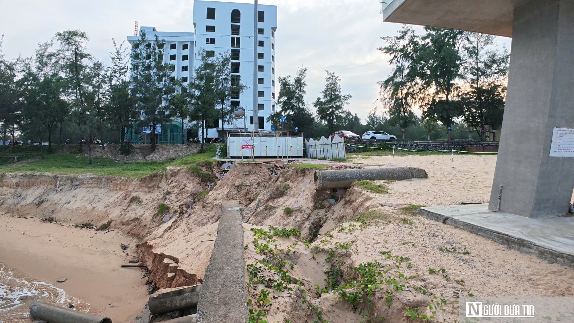 Quảng Trị: Hai bãi biển nổi tiếng bị xâm thực nghiêm trọng- Ảnh 2.