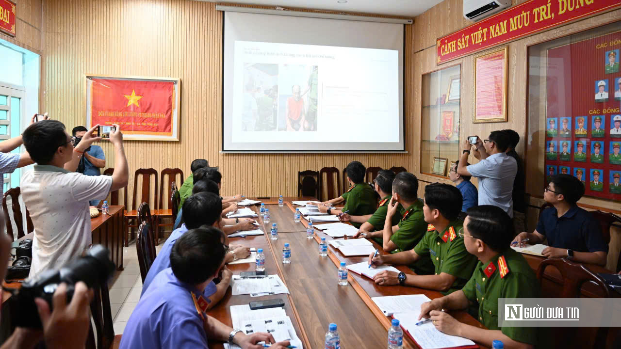 Công an Tp.Đồng Nai triệt phá nhóm “giang hồ mạng”, bắt khẩn cấp 11 đối tượng - Ảnh 3.