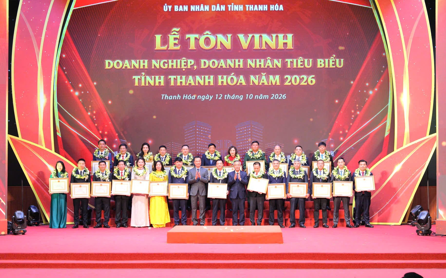 Phó Chủ tịch Tp.HCM: Không để doanh nghiệp đi lại nhiều lần, kiến nghị kéo dài vì đùn đẩy trách nhiệm- Ảnh 8.