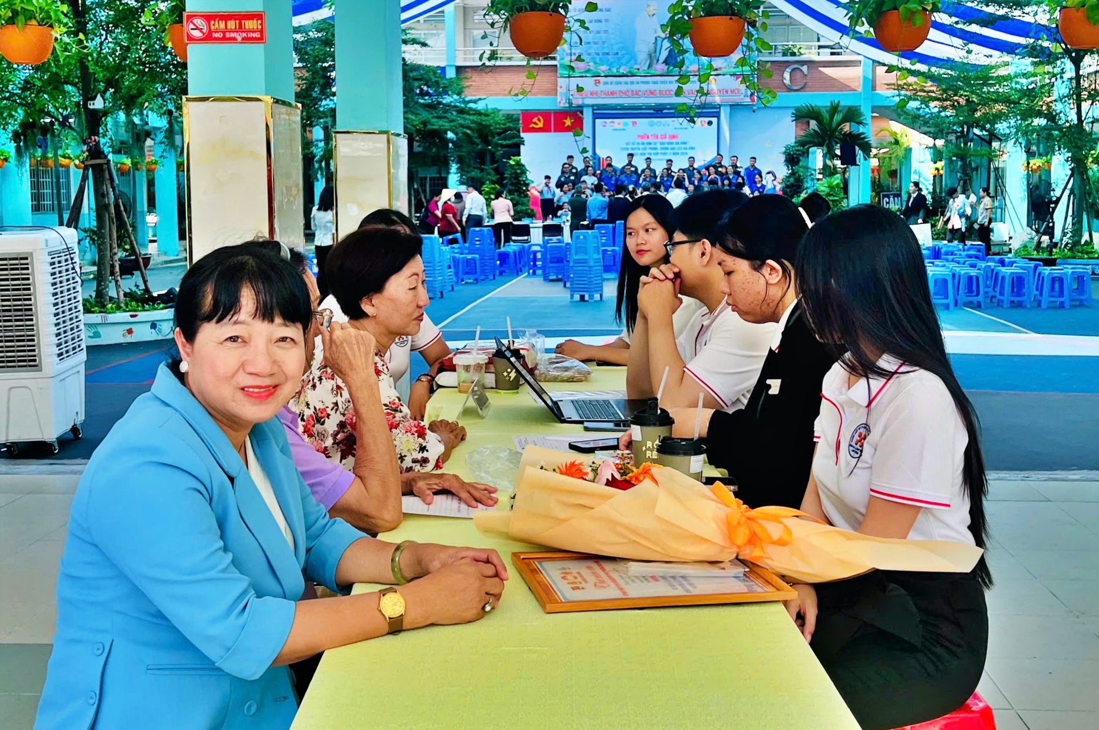 Hội Luật gia Tp.Hồ Ch&iacute; Minh: Đổi mới hoạt động, hướng mạnh về cơ sở trong nhiệm kỳ mới - Ảnh 7.
