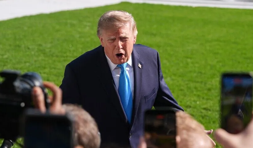 Ông Trump nói không tin Trung Quốc và Nga đang hỗ trợ Iran - Ảnh 1.