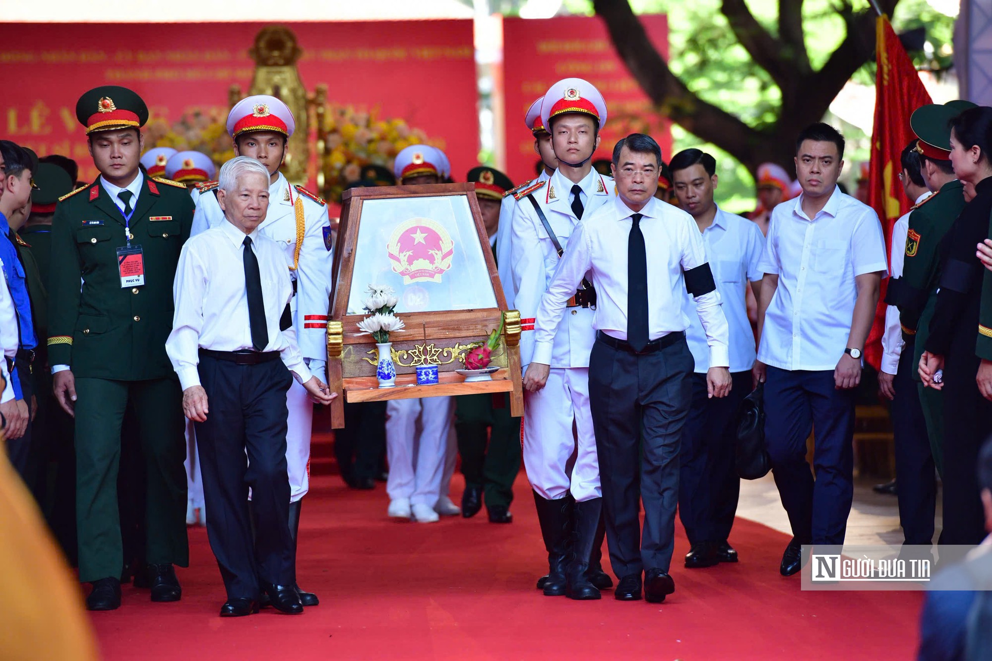 Thủ tướng L&ecirc; Minh Hưng dự lễ truy điệu, an t&aacute;ng 731 h&agrave;i cốt liệt sĩ tại Tp.HCM - Ảnh 11.