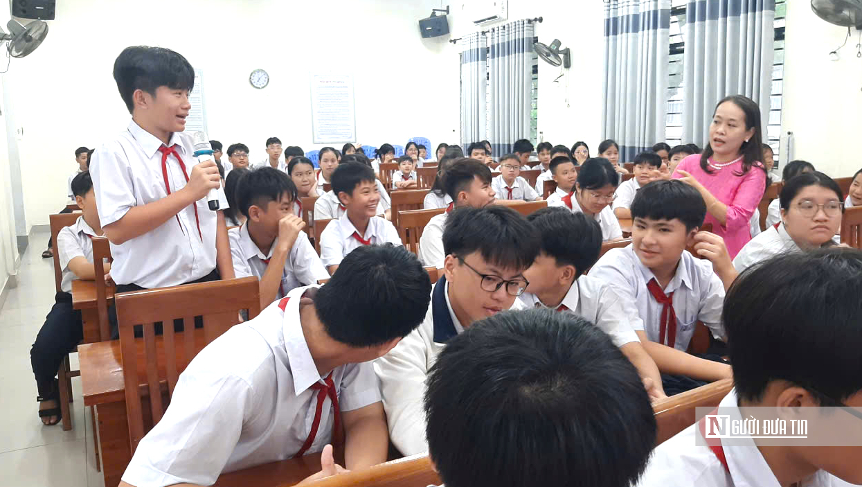 Bạo lực học đường không chỉ là những cú đấm- Ảnh 2.