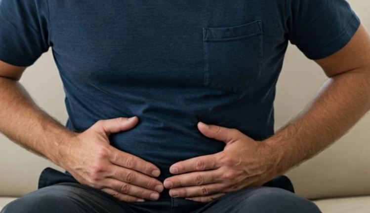 Có dấu hiệu này suốt 3 năm nhưng không đi khám, người đàn ông 30 tuổi mắc ung thư giai đoạn 4 - Ảnh 2.