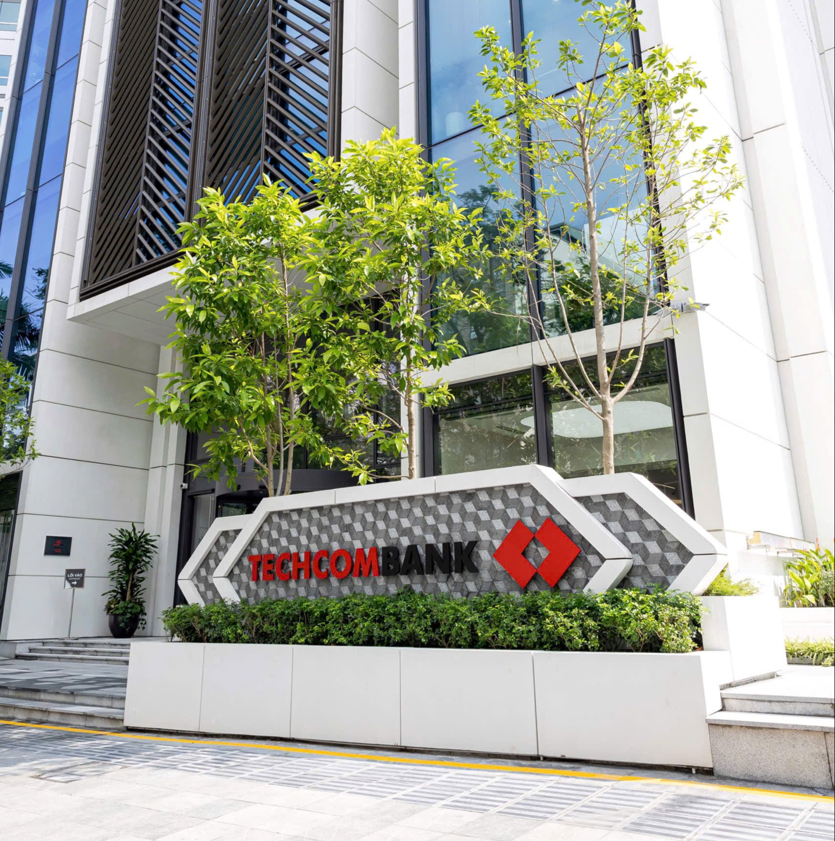 Techcombank được chấp thuận tăng vốn lên 106.600 tỷ đồng, cao nhất ngành ngân hàng - Ảnh 1.