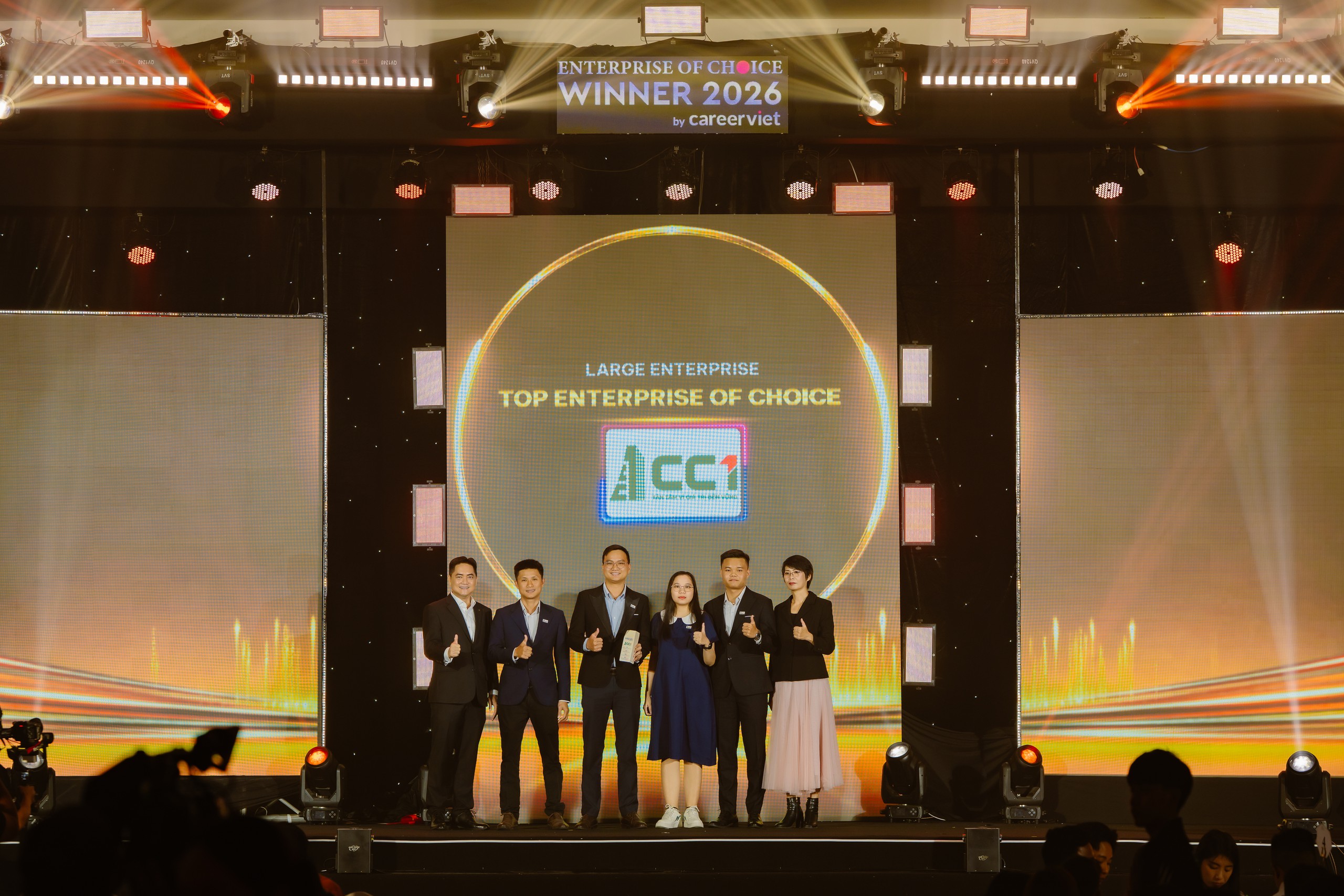 CC1 được vinh danh tại Enterprise Of Choice 2026, khẳng định sức hút thương hiệu tuyển dụng    - Ảnh 2.