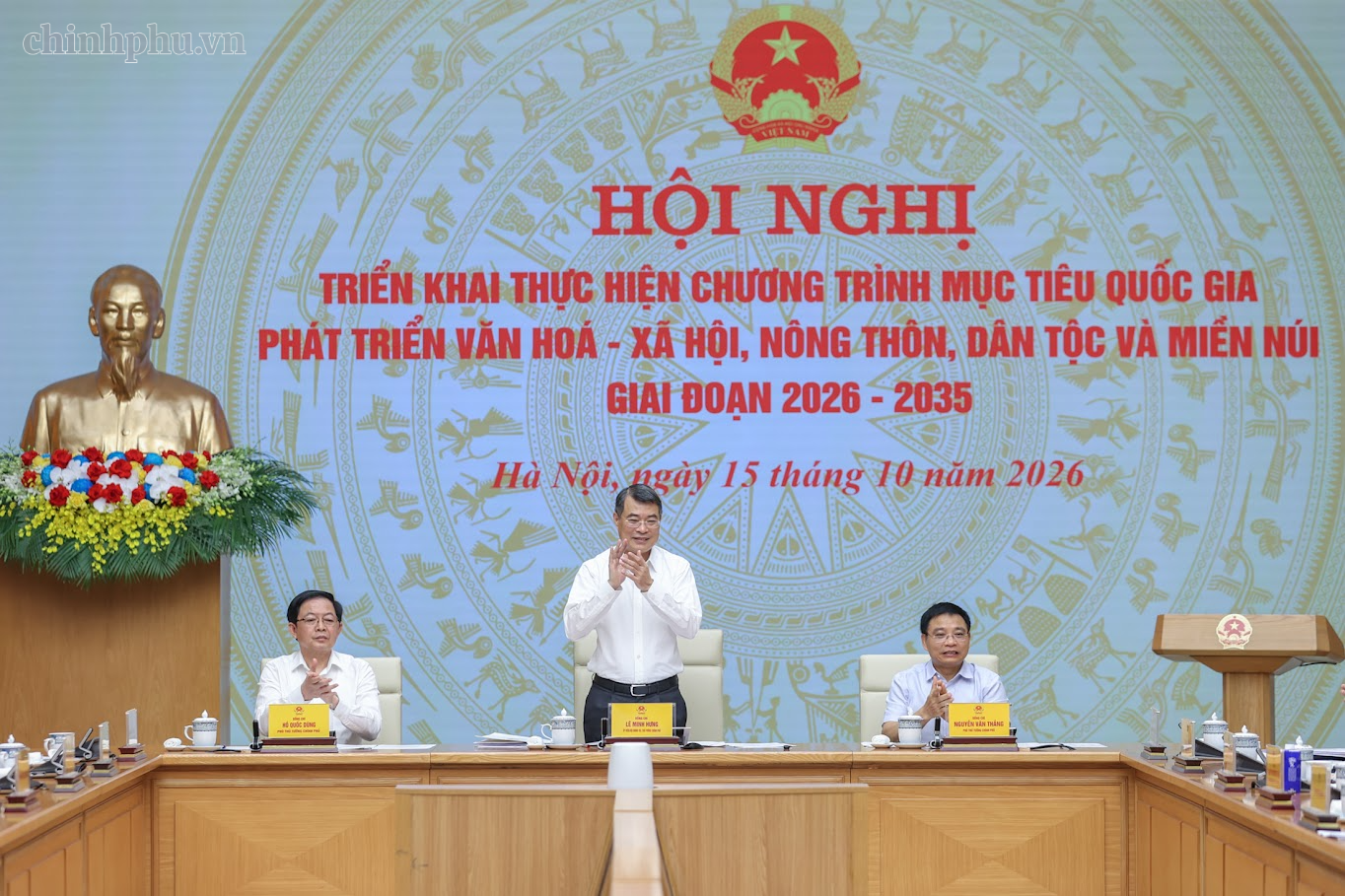 Thủ tướng chủ trì triển khai Chương trình mục tiêu quốc gia phát triển văn hóa - xã hội, nông thôn, dân tộc miền núi - Ảnh 1.