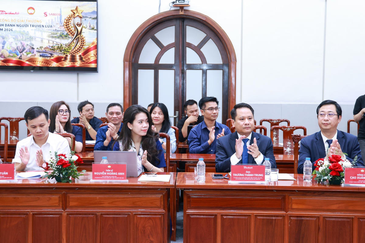 Báo Đại đoàn kết phối hợp với SABECO công bố Chương trình “Vinh danh Người truyền lửa” năm 2026- Ảnh 7.