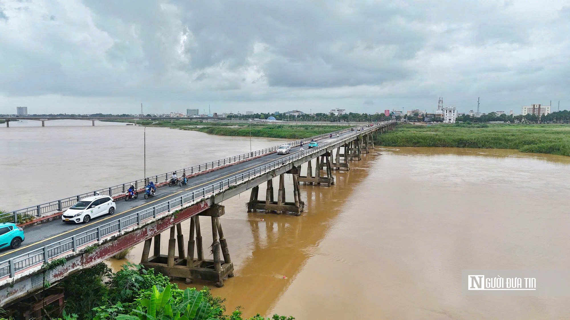 Đóng cầu Trà Khúc 1 từ 14 giờ ngày 18/10, phương tiện qua sông bằng cách nào?- Ảnh 1.
