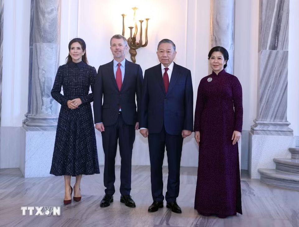 Tổng Bí thư, Chủ tịch nước Tô Lâm hội kiến Nhà Vua Đan Mạch - Ảnh 1.