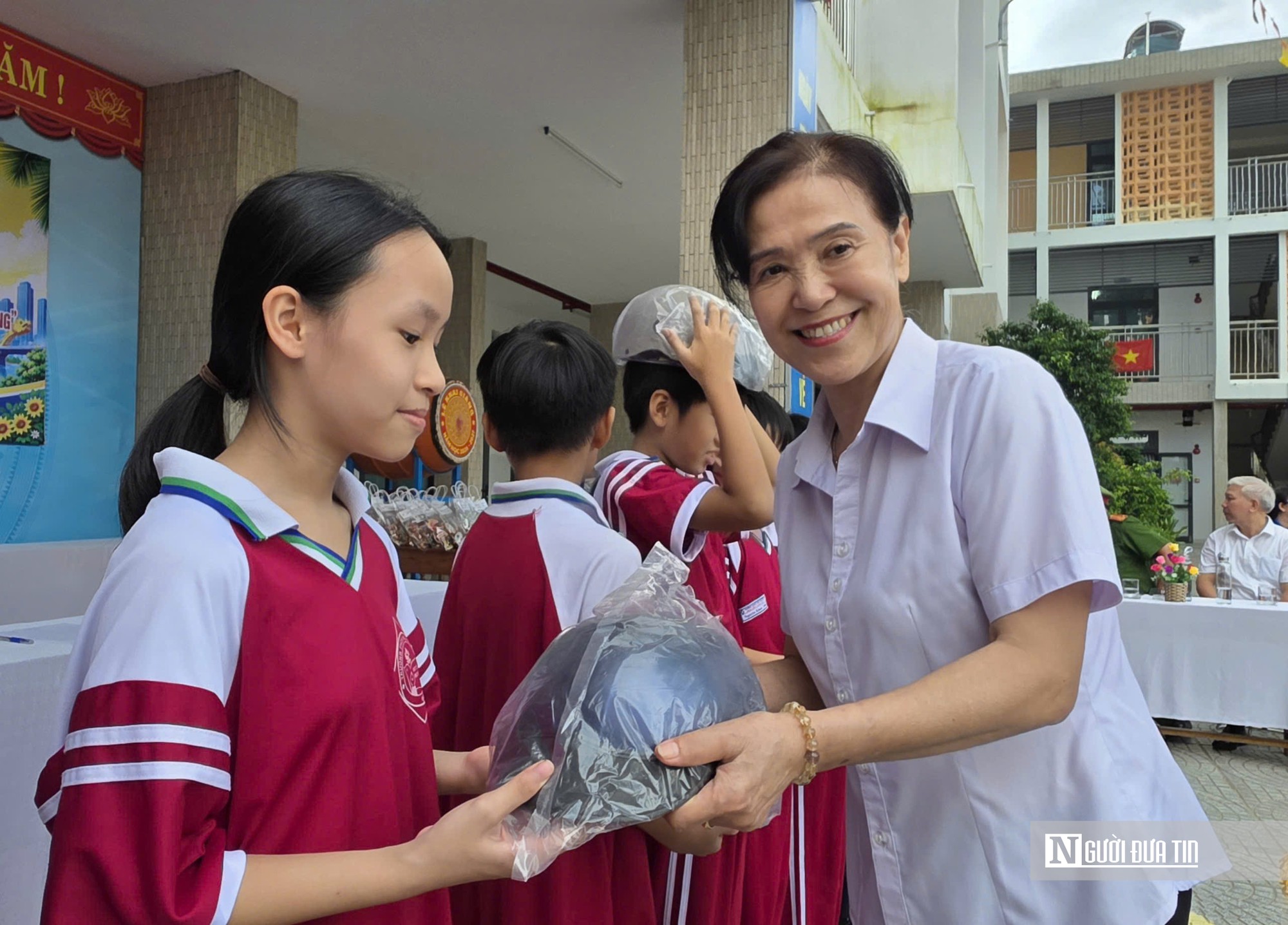 Theo chân Hội Luật Gia Đà Nẵng xuống tận trường, tuyên truyền, giải đáp những bất ngờ của học sinh về pháp lý- Ảnh 8.