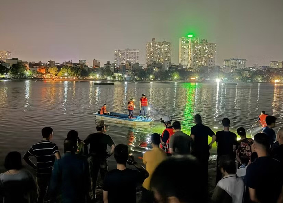 Cảnh báo từ vụ 2 người đuối nước khi câu cá trên hồ Định Công - Ảnh 1.