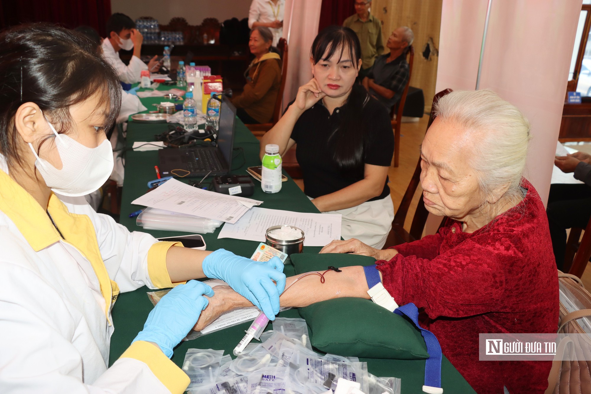 “Chiến dịch 500 ngày đêm” tại Hà Tĩnh: Hiện thực hóa nguyện vọng của các gia đình liệt sĩ - Ảnh 2.
