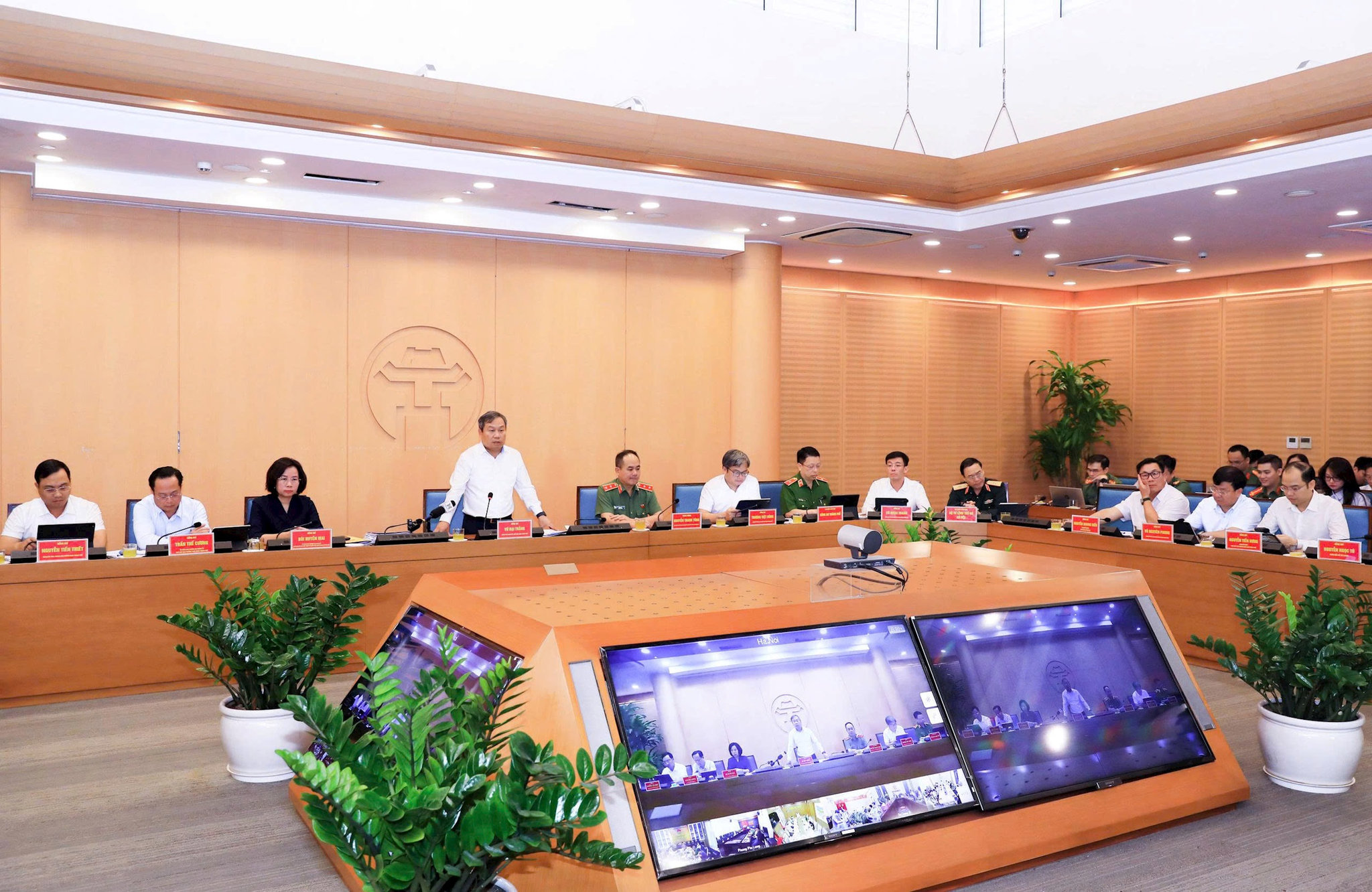 Hà Nội yêu cầu thương mại hóa kết quả nghiên cứu, đưa công nghệ thành động lực tăng trưởng- Ảnh 1.