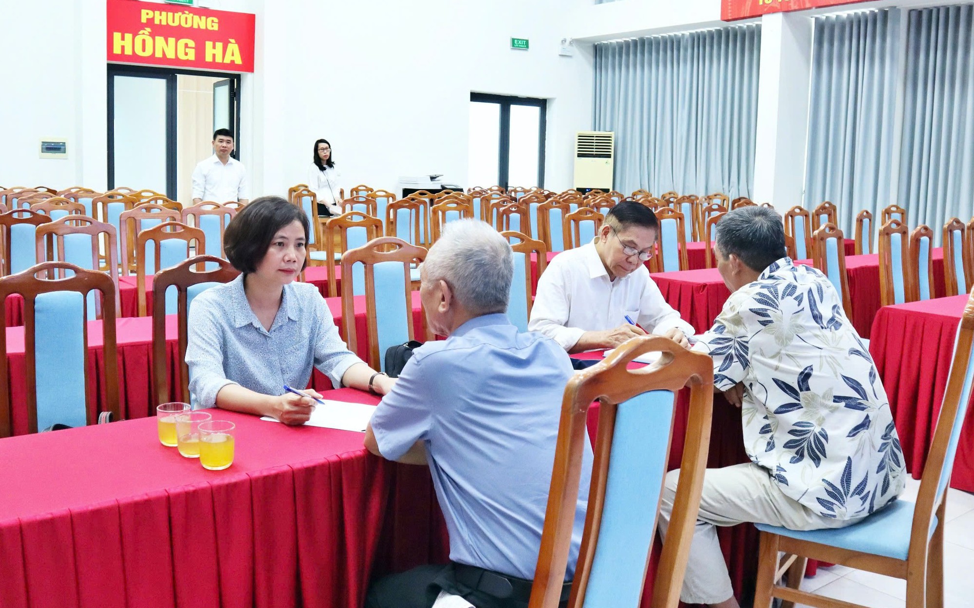 Luật gia Phạm Minh Tuấn: Người gỡ vướng ph&aacute;p l&yacute; hồ sơ nh&agrave; đất cho người d&acirc;n - Ảnh 2.