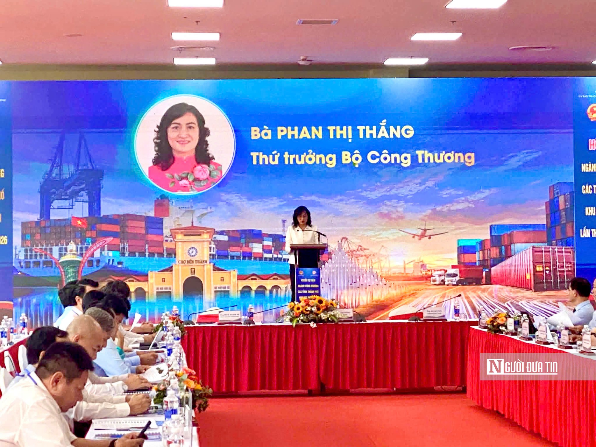 Thứ trưởng Bộ Công Thương nêu 7 nhiệm vụ trọng tâm cho khu vực phía Nam - Ảnh 3.