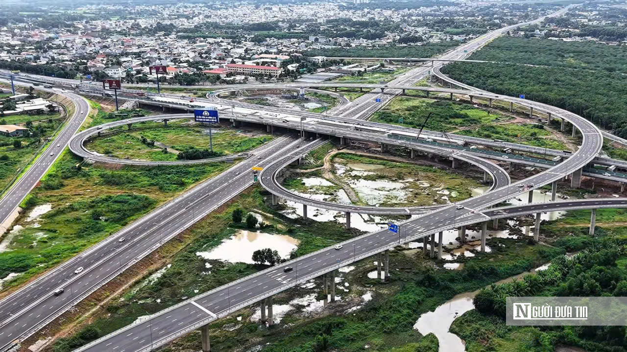 Đồng Nai chuyển mình mạnh mẽ, định hình diện mạo siêu đô thị tương lai - Ảnh 3.