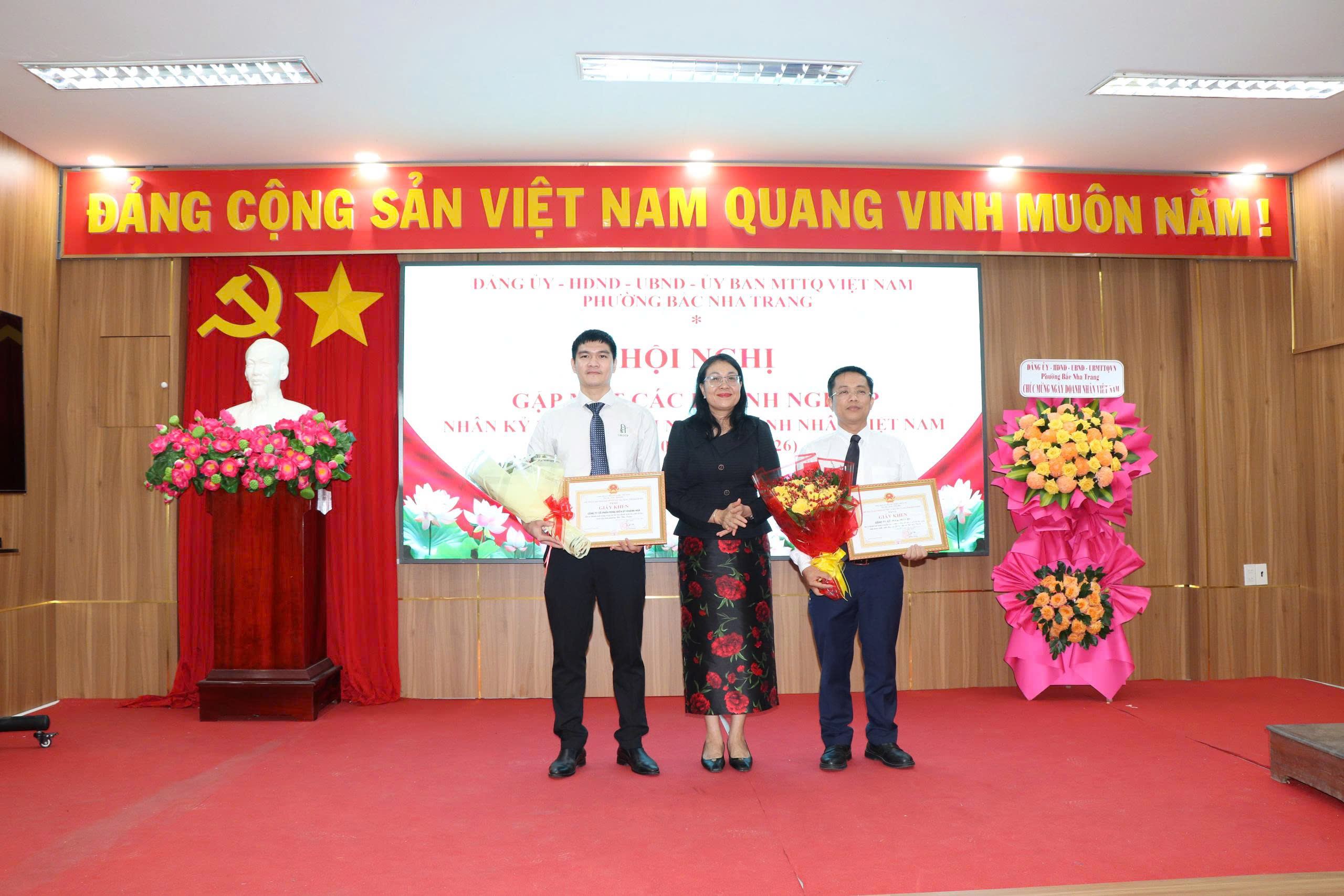 7 năm duy trì “Thứ Bảy Xanh”, Vega City được tặng Giấy khen vì thành tích bảo vệ môi trường - Ảnh 1.