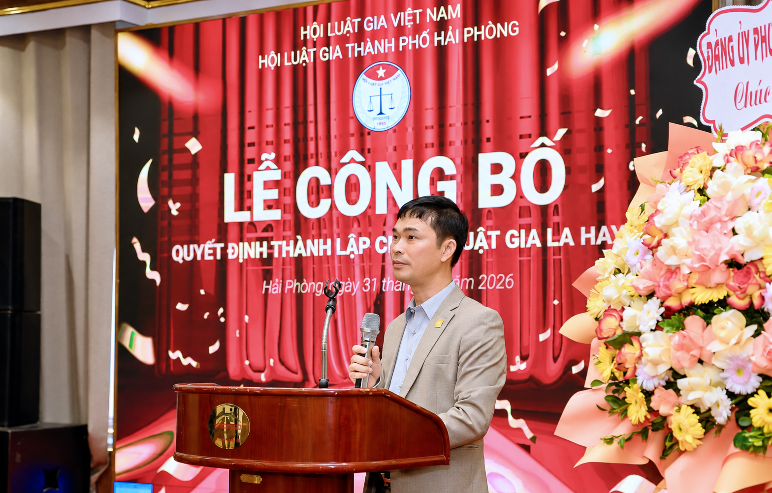 Luật gia Ngô Văn Phong: Một lời tư vấn giúp người dân tìm đúng hướng đi - Ảnh 1.